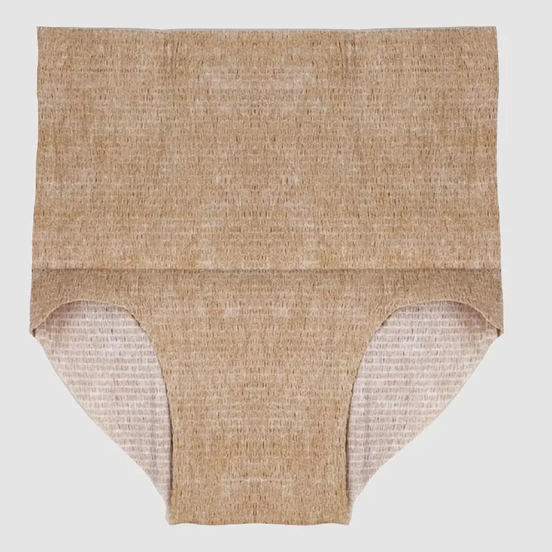 Ropa interior posparto a granel